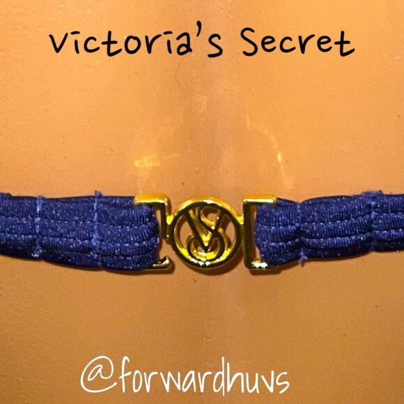 Victoria’s Secret 36B Bikini Top - Elegance for Poolside Glam - Picture 5 of 8